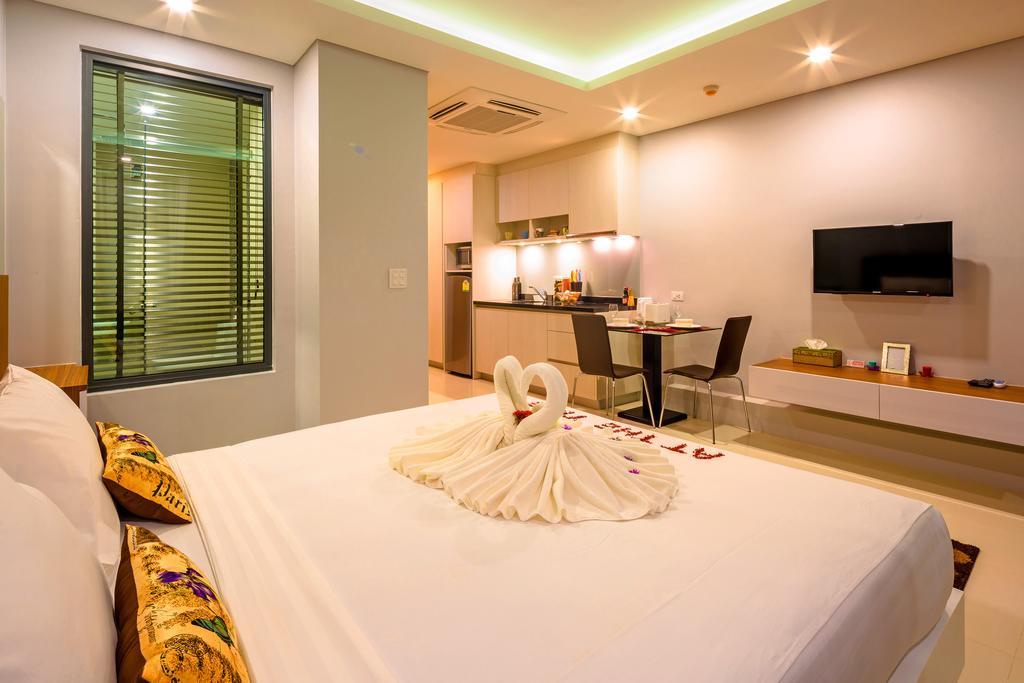 Rawai At The Tree Phuket 아파트 호텔 객실 사진