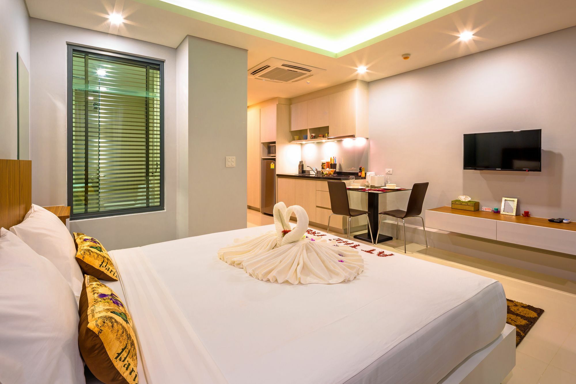 Rawai At The Tree Phuket 아파트 호텔 외부 사진